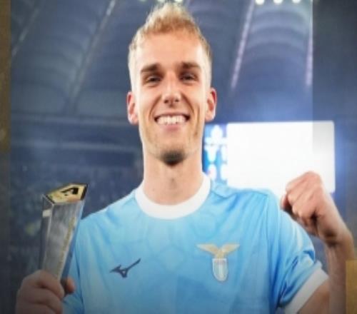 攻入唯一進球！伊薩克森當(dāng)選拉齊奧vs米蘭全場最佳球員