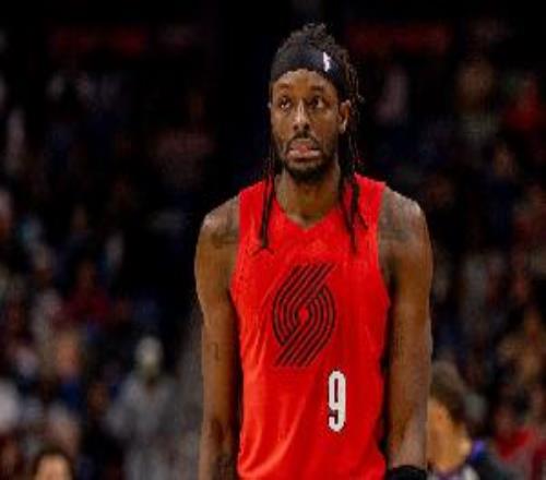 末節(jié)關(guān)鍵兩罰不中是轉(zhuǎn)折點(diǎn)！格蘭特三分11中6拿到20分2板