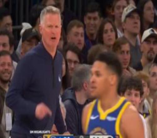 理查德救球回傳失誤科爾怒噴：該死！球權(quán)很重要球權(quán)就是一切！