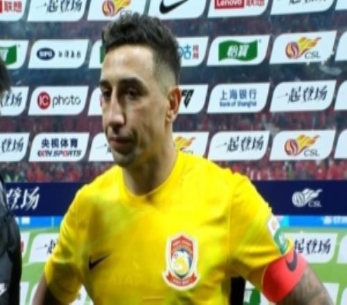 戴維森：我們上半場踢得很好，下半場注意力不集中+失誤被進(jìn)球