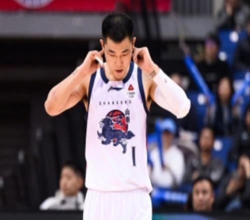 这投篮真练不出来！高诗岩6中0仅拿6分1板1助1断正负值16