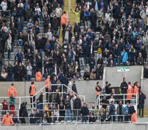 热刺球迷团体推迟抗议活动：先支持球队渡过难关，再和管理层算账