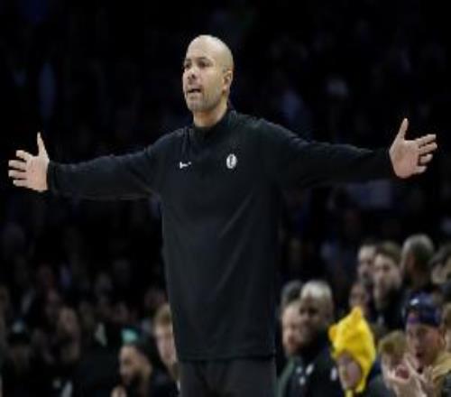 网记：篮网打算快速切换模式最早下个赛季就尝试重返争冠行列！