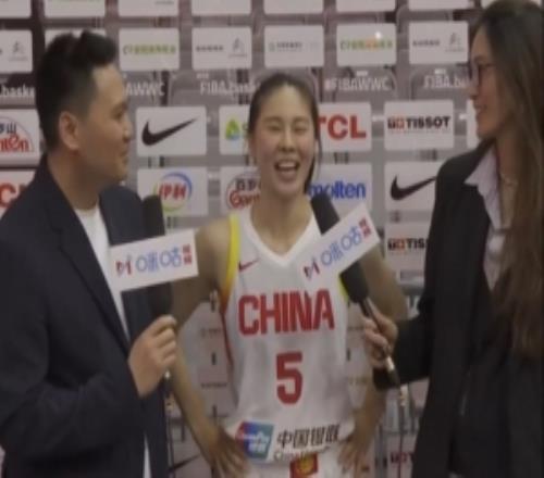 王思雨：老隊員不好當(dāng)?shù)?zé)任在我身上時我是那個應(yīng)該站出來的人