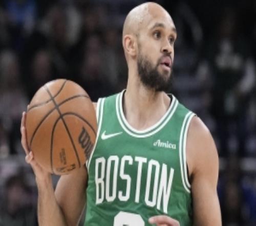 第二節(jié)單節(jié)16分！懷特半場(chǎng)13中7砍下19分3籃板2助攻三分9中5