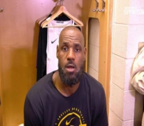 末节仅1失误！詹姆斯：我们做到了不让火箭打出速度优势