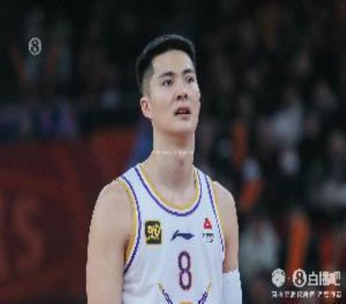 媒体人：北控最后时刻除了朱松玮缺少其他能够依赖的投手