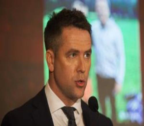 歐文：利物浦可能短期內告別兩項杯賽，踢平熱刺更給自己上壓力了