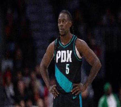 控場(chǎng)好手！朱霍勒迪11中5拿11分9板5助1斷正負(fù)值+30全場(chǎng)最高