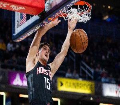 三分還沒開！謝潑德半場6中2得5分三分4中1&上演突破雙手暴扣