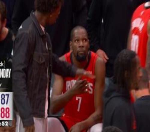 腦子過載了！杜蘭特8秒沒過半場本場已經(jīng)6個失誤！