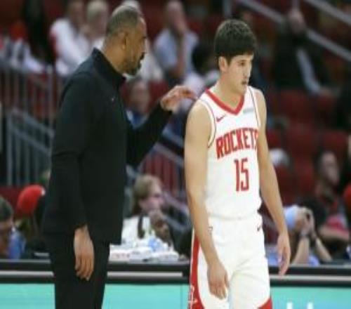 楊毅：火箭進(jìn)攻太差才顯得謝潑德很突出他也不是這支球隊(duì)的答案