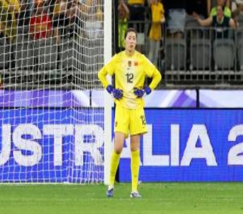 无缘决赛！中国女足12不敌澳大利亚女足张琳艳造点+点射