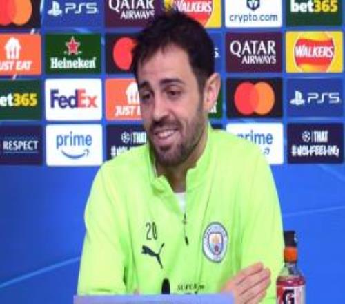 B席談切爾西球員圍圈：我不知道那是在干啥，看起來很搞笑