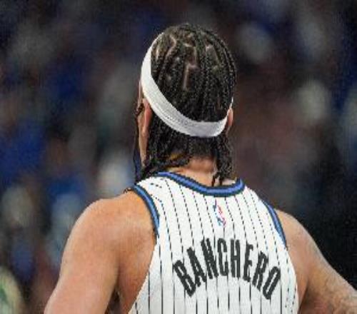 兩分球6中0！班凱羅半場7投僅1中拿到11分9板罰球10中8