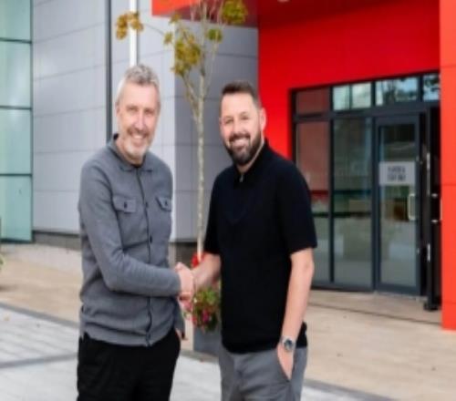 曼聯(lián)青訓(xùn)主管：我看到曾經(jīng)的弟子出現(xiàn)在英超賽場(chǎng)，成就感無(wú)與倫比