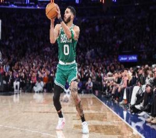 萬箭齊發(fā)！凱爾特人半場三分球24中13命中率超過50%！