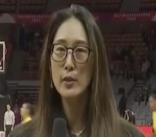 隋菲菲：年轻球员大概需要100场大赛才能找到一些比赛的感觉