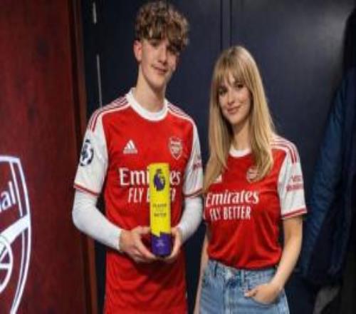 一度騙過AI！16歲道曼與母親合影外網爆火查證為假，是AI生成