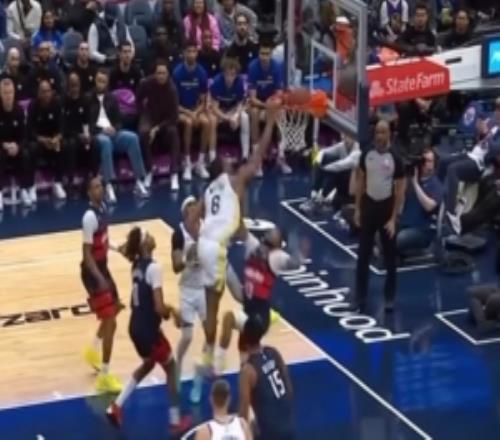 是故意沒(méi)換希爾德繼續(xù)頂著勇士頭像活躍轉(zhuǎn)發(fā)梅爾頓隔扣