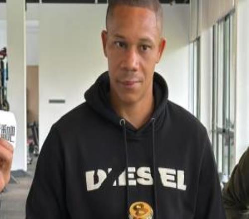 直播吧中超最佳韦林顿席尔瓦：荣誉分享给球迷希望阿森纳夺冠