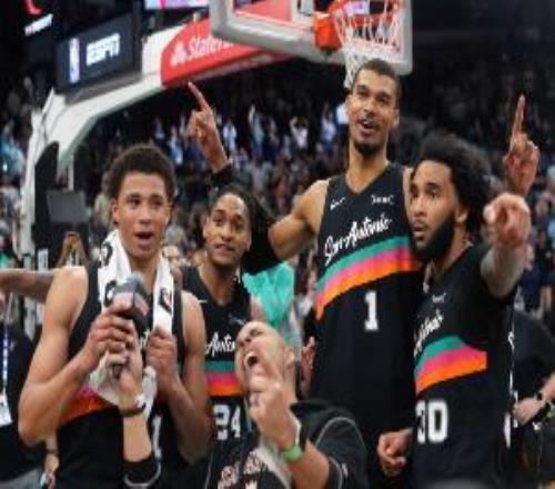 攻得太順了！馬刺全場25記三分破隊史紀錄41次助攻賽季新高