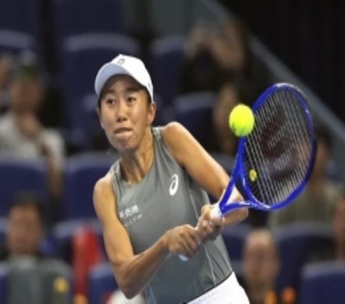 遭轟14記ACE！WTA1000邁阿密站首輪：張帥02不敵科斯蒂亞
