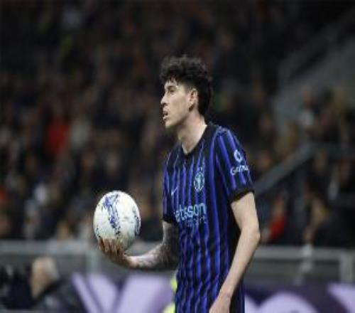 斯基拉：尽管巴萨和利物浦等队感兴趣，但巴斯托尼无意离开国米