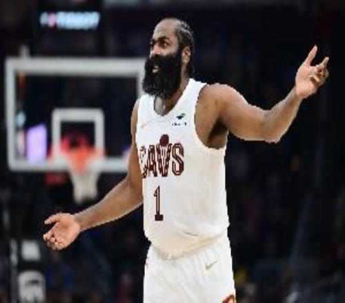 全場多少分哈登7中6砍半場最高19分外加4板4助罰球6中5