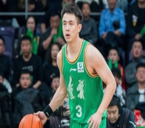 乌戈：不希望只靠一两个球员主宰比赛继伟三分球13中6非常优秀