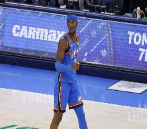 戴格諾特：在我們最需要時(shí)亞歷山大表現(xiàn)最好這是他自信的展現(xiàn)