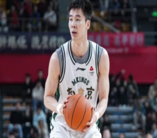 媒体人：郭昊文和同曦都未受内讧影响王世龙离开浙江后首胜旧主