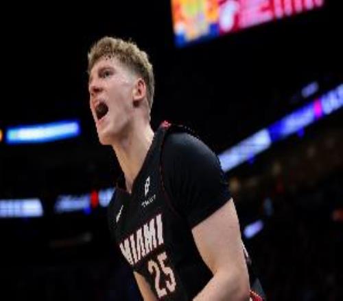 希罗：亚库乔尼斯非常努力随着慢慢成长大家会看到他有多出色