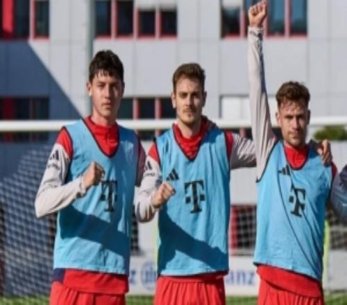 記者：對(duì)陣亞特蘭大，16歲中衛(wèi)帕維奇首次入選拜仁一線隊(duì)名單