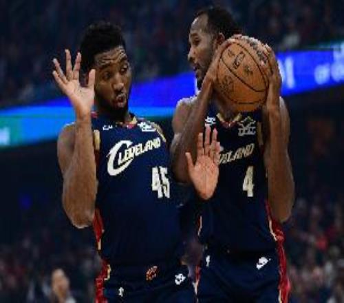 米切爾：莫布里在籃板球方面統(tǒng)治了比賽我們希望他保持如此表現(xiàn)