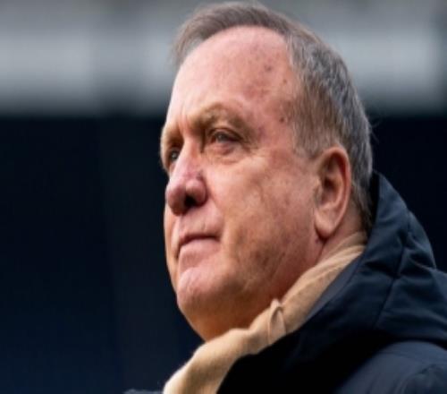 官方：78歲老帥艾德沃卡特出任費(fèi)耶諾德教練組顧問，助陣范佩西