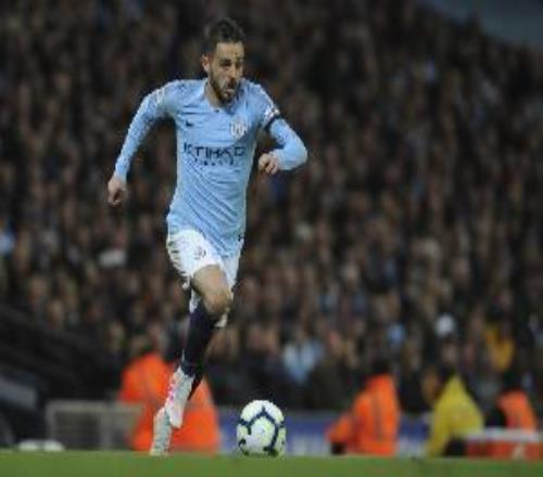 僅出戰(zhàn)20分鐘，B席成曼城歐冠賽場最快吃到紅牌的球員