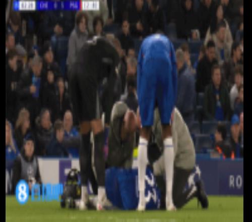 隊報：查洛巴拼搶時腳踝受傷被擔架抬出，切爾西傷員名單繼續(xù)增加