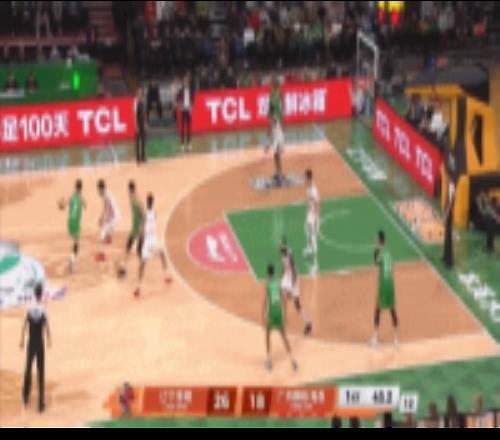 横！赵继伟持球单打撤步迎着防守强投三分压哨命中