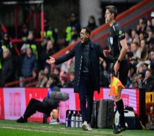 評(píng)論員：羅塞尼爾沒有傳遞明確戰(zhàn)術(shù)指示，切爾西的表現(xiàn)簡(jiǎn)直荒謬