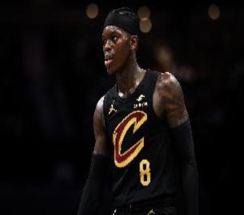 在11支球隊有效力經(jīng)歷！騎士后衛(wèi)施羅德今日生涯出戰(zhàn)數(shù)達900場