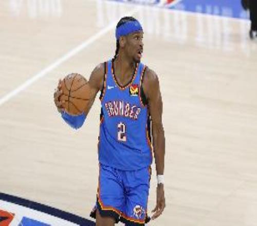 游刃有余！亞歷山大半場7中6拿到16分5助正負(fù)值+25