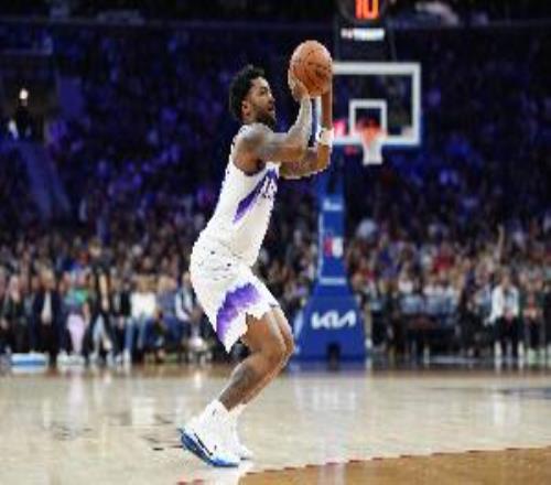 得虧是落后！森薩博半場(chǎng)16分鐘17中10砍下23分其中三分3中2