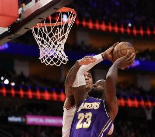 越老越妖！詹姆斯已獨(dú)自包攬歷史最老30+前五紀(jì)錄&前15獨(dú)占13席