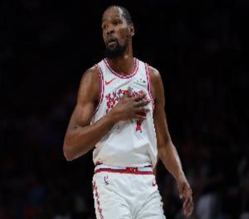 你末节就出手两次杜兰特：篮球是团队运动这并不值得讨论