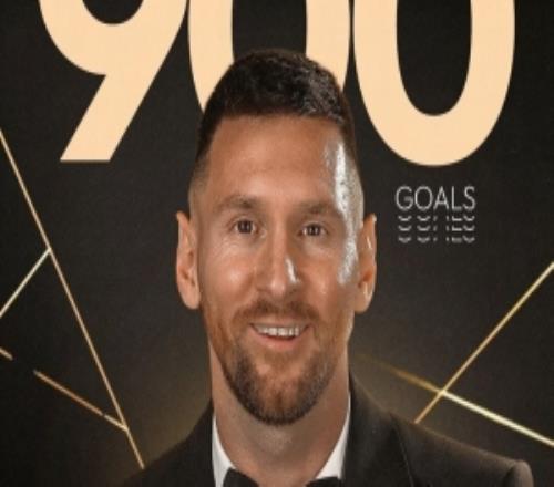 金球獎曬海報祝賀梅西900球：里奧安德烈斯梅西，偶像