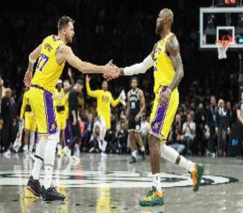 ESPN预测明天胜率：背靠背的七连胜湖人51.7%热火48.3%