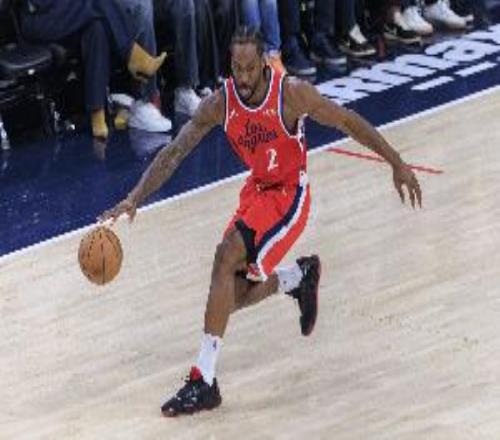 延续纪录！伦纳德个人连续第46场20+继续高居快船队史第一！