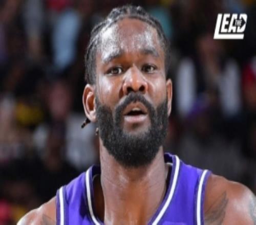 湖媒曬中鋒對(duì)比：艾頓16分4板3帽卡佩拉全部數(shù)據(jù)為零&僅打3分鐘