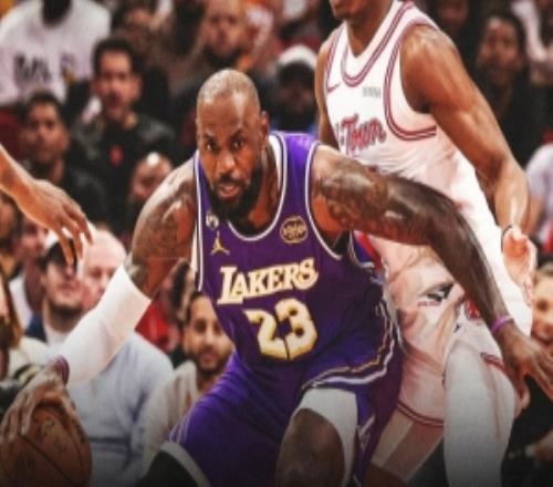 92.9%！詹姆斯14中13追平個(gè)人生涯單場(chǎng)最高命中率此前出現(xiàn)在13年